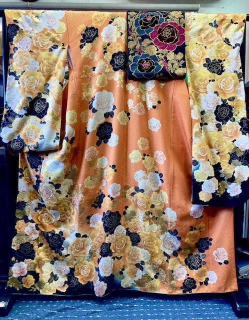 オレンジ　振袖　成人式　パーティー